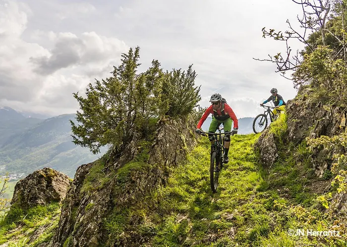 Hameau De La Belle Sayette, Pour 4 *