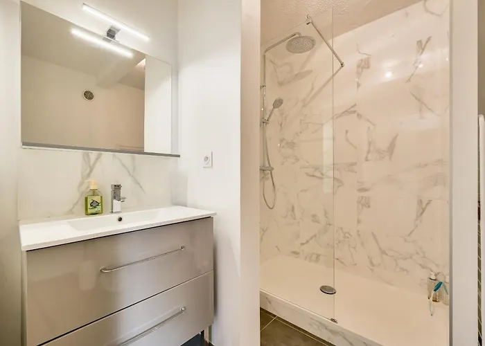 Hameau De La Belle Sayette, Pour 4 *